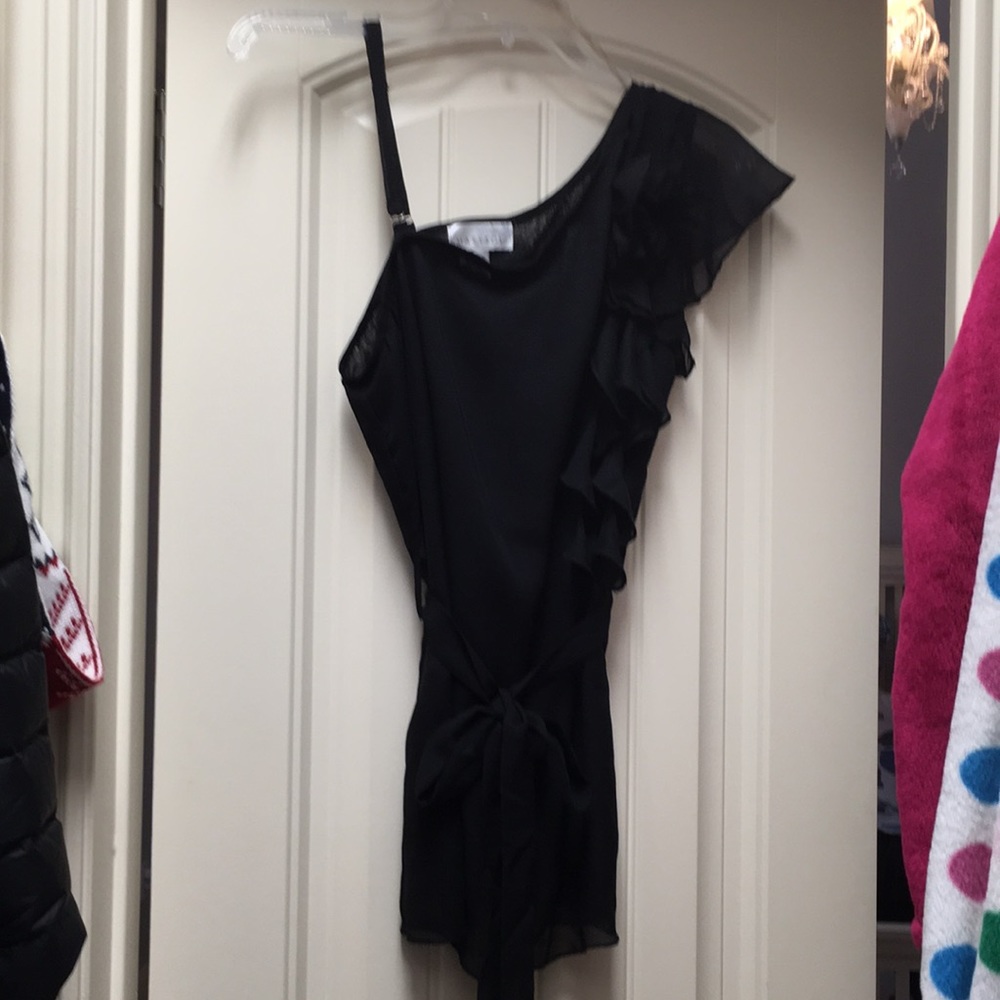 Black one shoulder top